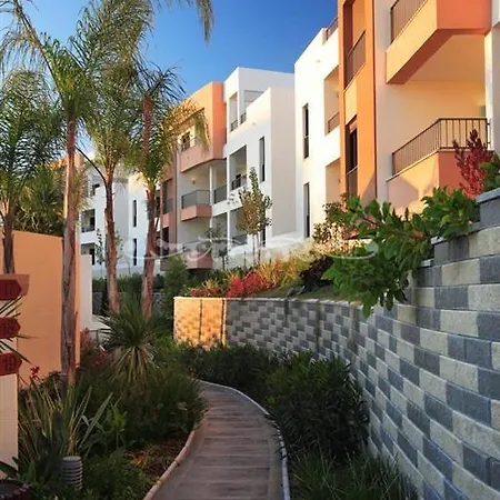 Apartment Lets In The Sun Samara *